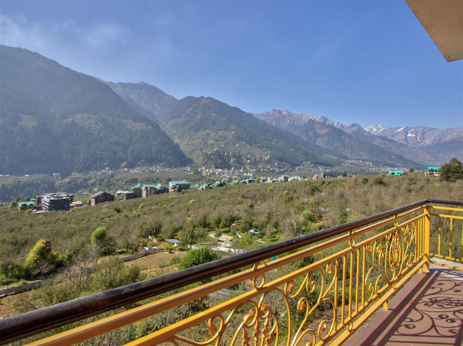 Hotel Golden Peak Manali Zewnętrze zdjęcie